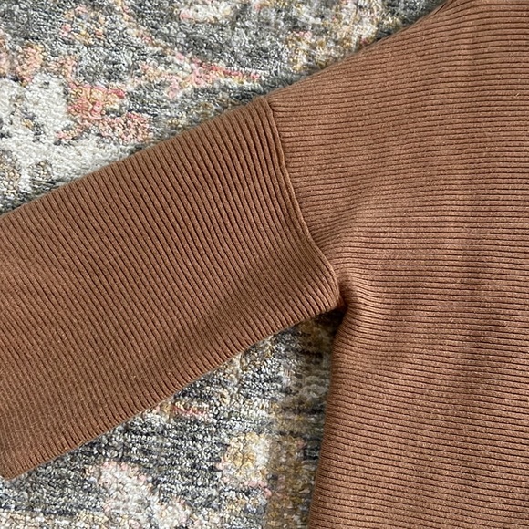 Carly Jean Los Angeles Emmy Mock Neck Sweater, Small - Picture 2 of 4